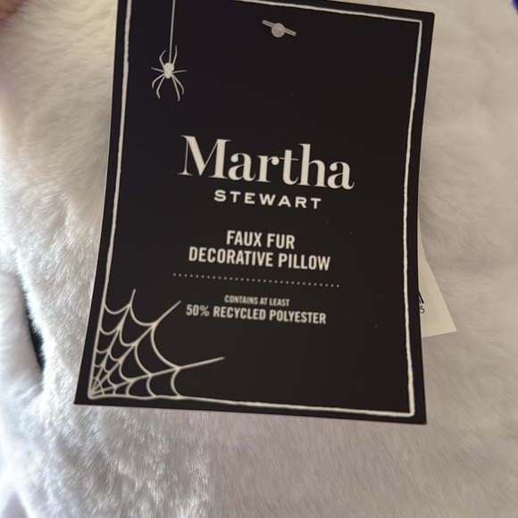Martha Stewart Halloween Ghost Reading Book of ghost stories Faux Fur Pillow 👻📕 - Picture 4 of 6